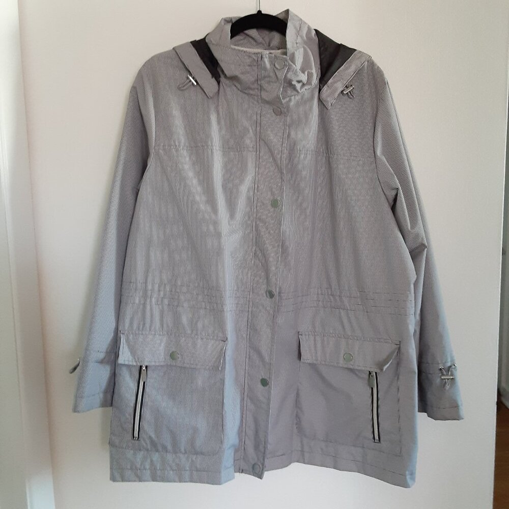 WEATHER TAMER LADIES HOODED RAIN COAT JACKET BLACK WHITE CHECK SIZE 1X